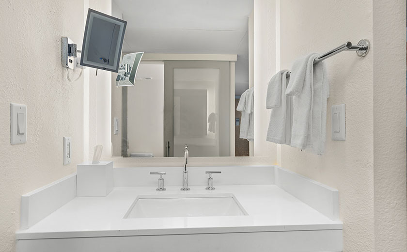 Bathroom vanity