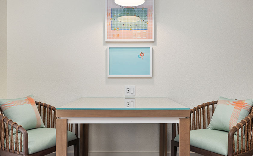 Table in a Destin hotel room