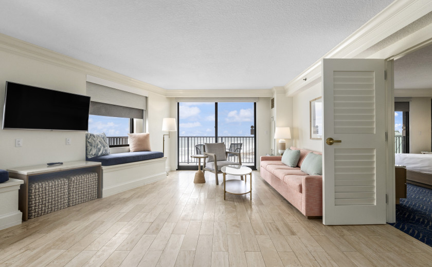 Open concept floor plan at a Destin, Florida hotel